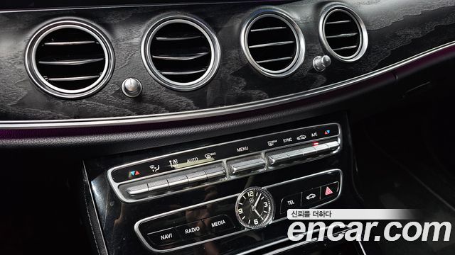 Mercedes-Benz E-Class (W213) E300 Avantgarde 2017 — фото 17