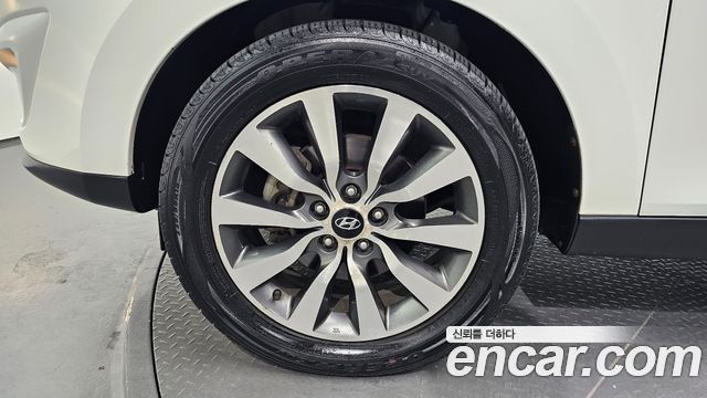 Hyundai Tucson ix Diesel 2WD LX20 Luxury 2012 — фото 5