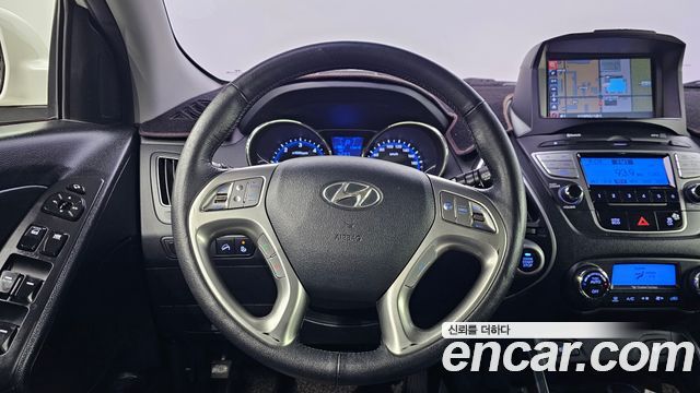 Hyundai Tucson ix Diesel 2WD LX20 Luxury 2012 — фото 13