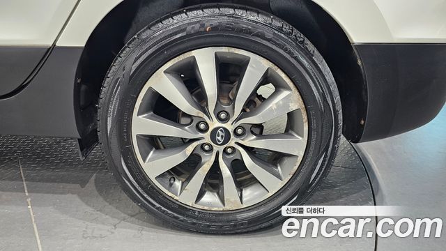 Hyundai Tucson ix Diesel 2WD LX20 Luxury 2012 — фото 21