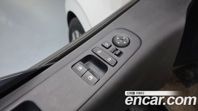 Hyundai Staria Cargo 5-Seater Modern 2022 — фото 13