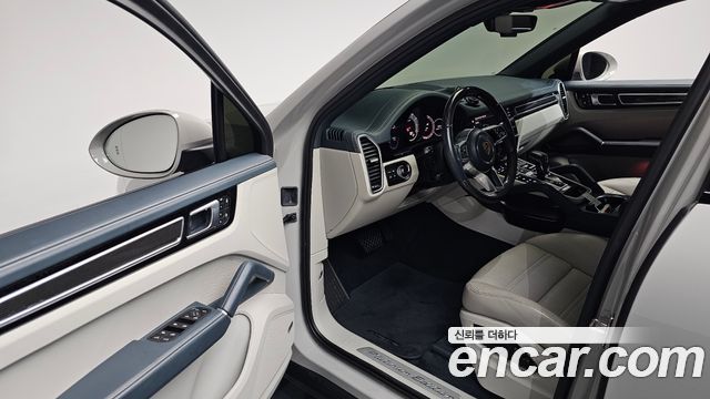 Porsche Cayenne (PO536) 3.0 COUPE PLATINUM EDITION 2022 — фото 10