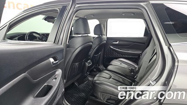 Hyundai Santa Fe Diesel 2.2 2WD Exclusive 2023 — фото 12