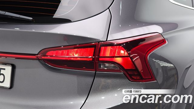 Hyundai Santa Fe Diesel 2.2 2WD Exclusive 2023 — фото 23