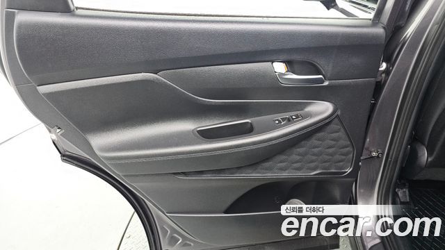 Hyundai Santa Fe Diesel 2.2 2WD Exclusive 2023 — фото 25