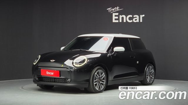 MINI Cooper Electric (IV) SE Classic