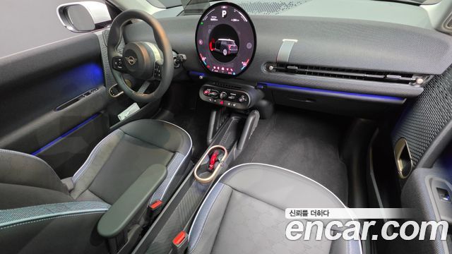MINI Cooper Electric (IV) SE Classic 2024 — фото 7