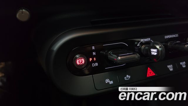 MINI Cooper Electric (IV) SE Classic 2024 — фото 9