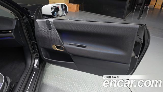 MINI Cooper Electric (IV) SE Classic 2024 — фото 24