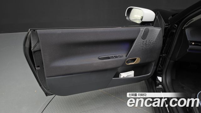 MINI Cooper Electric (IV) SE Classic 2024 — фото 25
