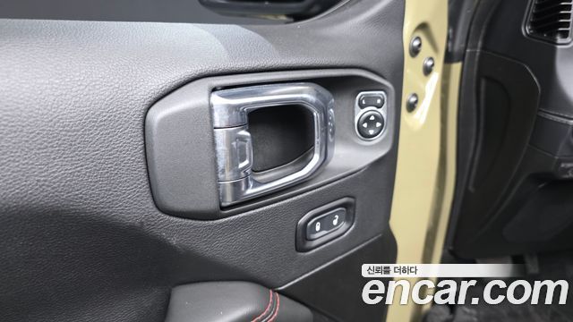 Jeep Wrangler (JL) 2.0 Rubicon Power Top 4Door 2025 — фото 30