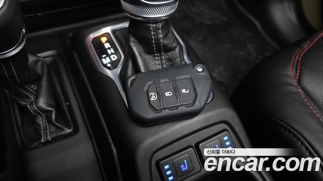 Jeep Wrangler (JL) 2.0 Rubicon Power Top 4Door 2025 — фото 31