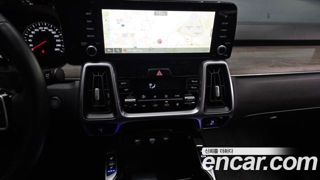 Kia Sorento (IV) Diesel 2.2 2WD Prestige 2023 — фото 13