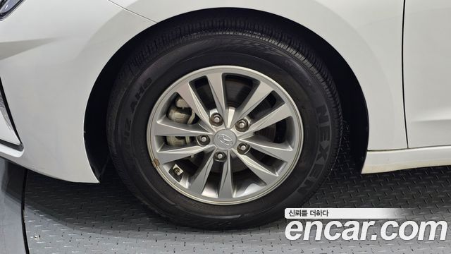 Hyundai Avante (AD) 1.6 Smart 2020 — фото 5
