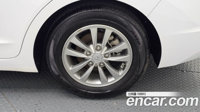 Hyundai Avante (AD) 1.6 Smart 2020 — фото 21
