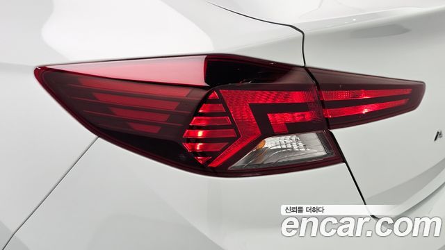 Hyundai Avante (AD) 1.6 Smart 2020 — фото 23