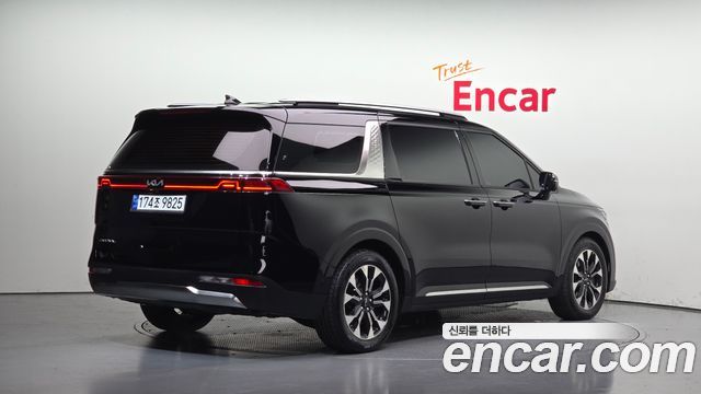 Kia Carnival (IV) Gasoline 9-Seater Signature 2022 — фото 2