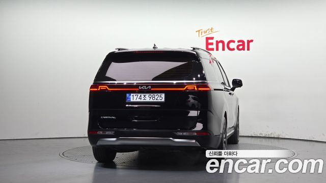 Kia Carnival (IV) Gasoline 9-Seater Signature 2022 — фото 4