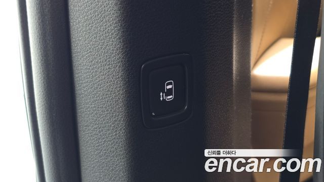 Kia Carnival (IV) Gasoline 9-Seater Signature 2022 — фото 17