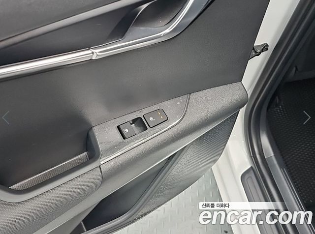 Kia Niro Prestige 2024 — фото 17