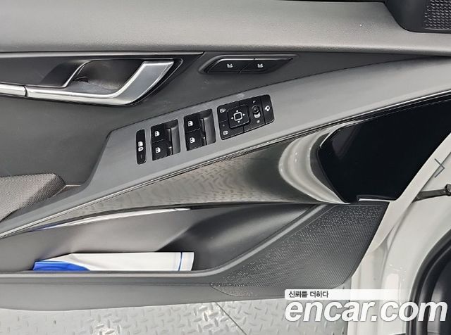 Kia Niro Prestige 2024 — фото 20