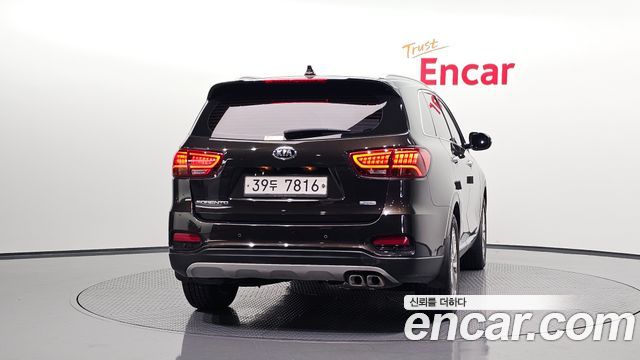 Kia Sorento Diesel 2.0 2WD Noblesse 2020 — фото 4