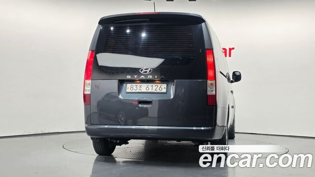 Hyundai Staria Cargo 5-Seater Modern 2022 — фото 4