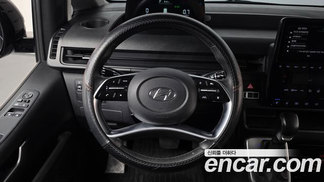 Hyundai Staria Cargo 5-Seater Modern 2022 — фото 12
