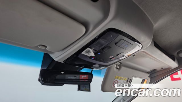 Hyundai Staria Cargo 5-Seater Modern 2022 — фото 19