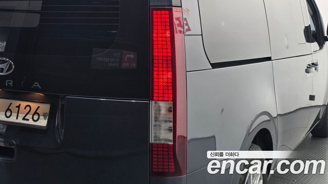 Hyundai Staria Cargo 5-Seater Modern 2022 — фото 23