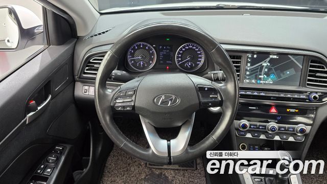 Hyundai Avante (AD) 1.6 Smart 2020 — фото 13