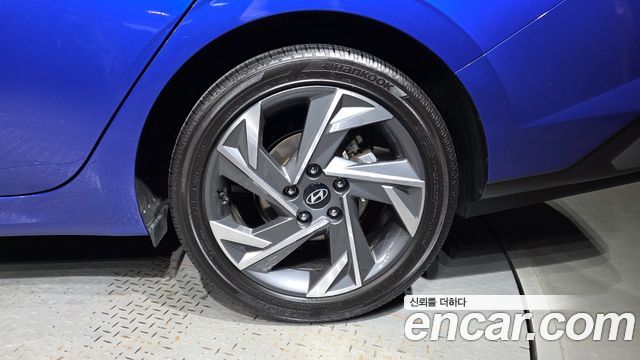 Hyundai Avante (CN7) 1.6 Inspiration 2024 — фото 27