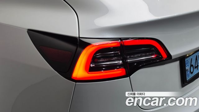 Tesla Model 3 Long Range AWD 2022 — фото 29