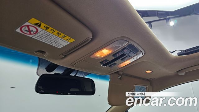 Kia Carnival 9-seater Noblesse 2015 — фото 16