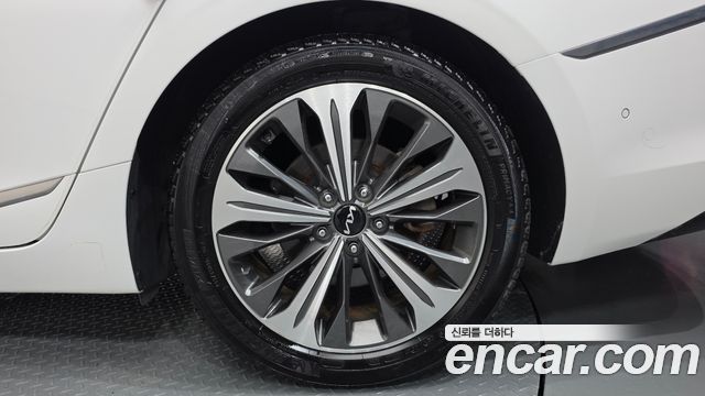 Kia K8 Hybrid Signature 2022 — фото 21