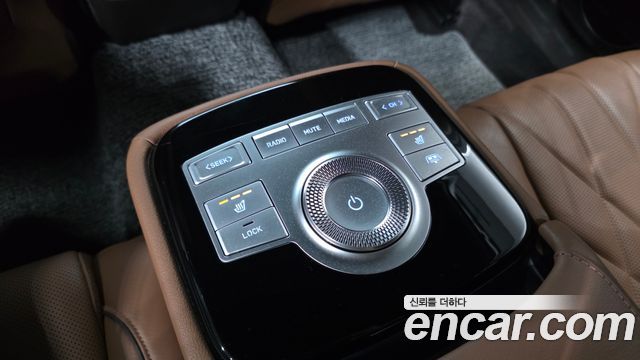 Genesis G80 (RG3) Gasoline 2.5 Turbo AWD 2021 — фото 32