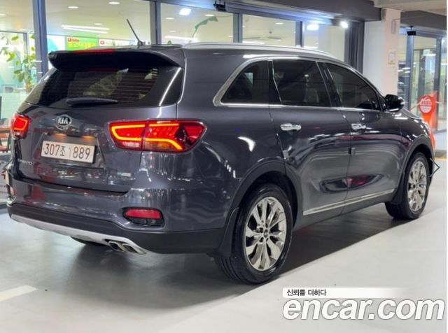 Kia Sorento Diesel 2.0 2WD Noblesse 2018 — фото 5