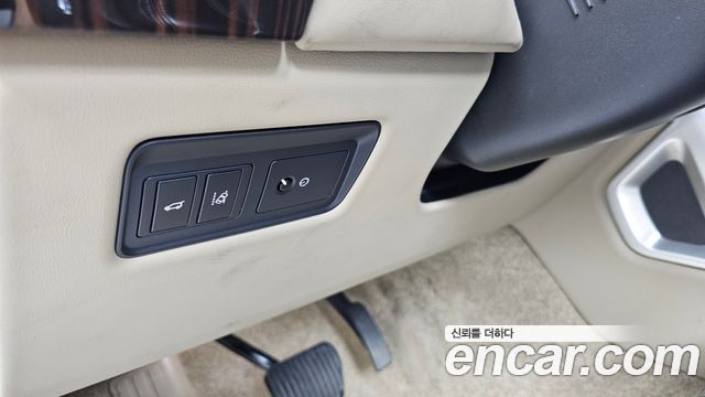 Land Rover Range Rover (IV) 4.4 SDV8 Vogue SE DIESEL 2017 — фото 27