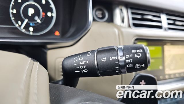 Land Rover Range Rover (IV) 4.4 SDV8 Vogue SE DIESEL 2017 — фото 28