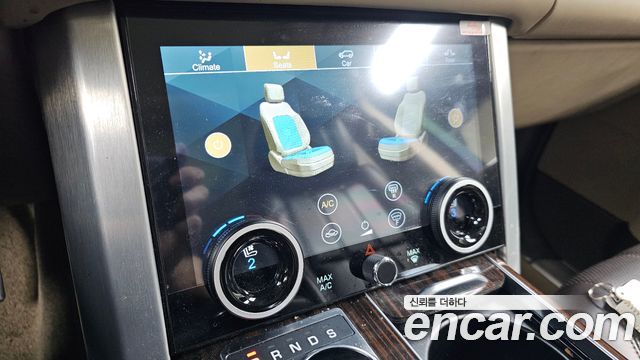 Land Rover Range Rover (IV) 4.4 SDV8 Vogue SE DIESEL 2017 — фото 34