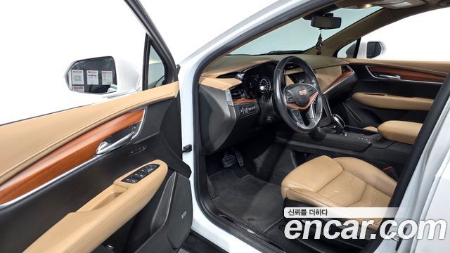 Cadillac XT5 3.6 Platinum 2018 — фото 10