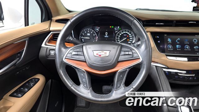 Cadillac XT5 3.6 Platinum 2018 — фото 13