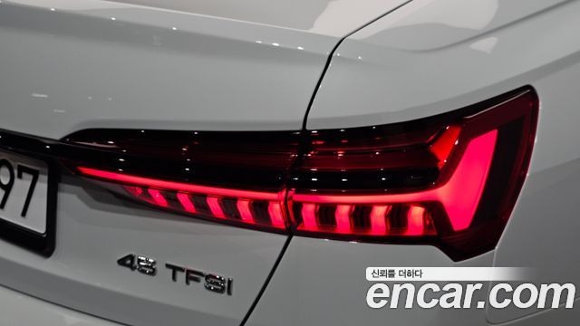 Audi A6 (C8) 45 TFSI Premium 2025 — фото 23