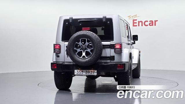 Jeep Wrangler (JK) 3.8 70th Anniversary 2011 — фото 4