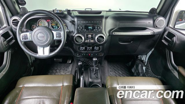 Jeep Wrangler (JK) 3.8 70th Anniversary 2011 — фото 7