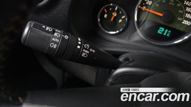Jeep Wrangler (JK) 3.8 70th Anniversary 2011 — фото 16