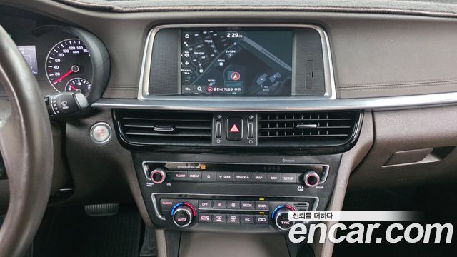 Kia K5 Hybrid (II) Noblesse 2020 — фото 13