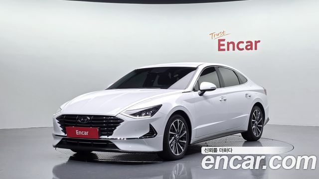 Hyundai Sonata (DN8) 2.0 Premium Family