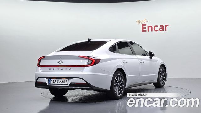 Hyundai Sonata (DN8) 2.0 Premium Family 2021 — фото 2
