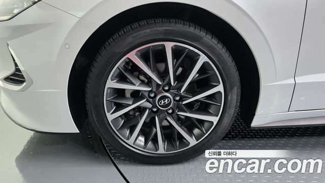 Hyundai Sonata (DN8) 2.0 Premium Family 2021 — фото 5